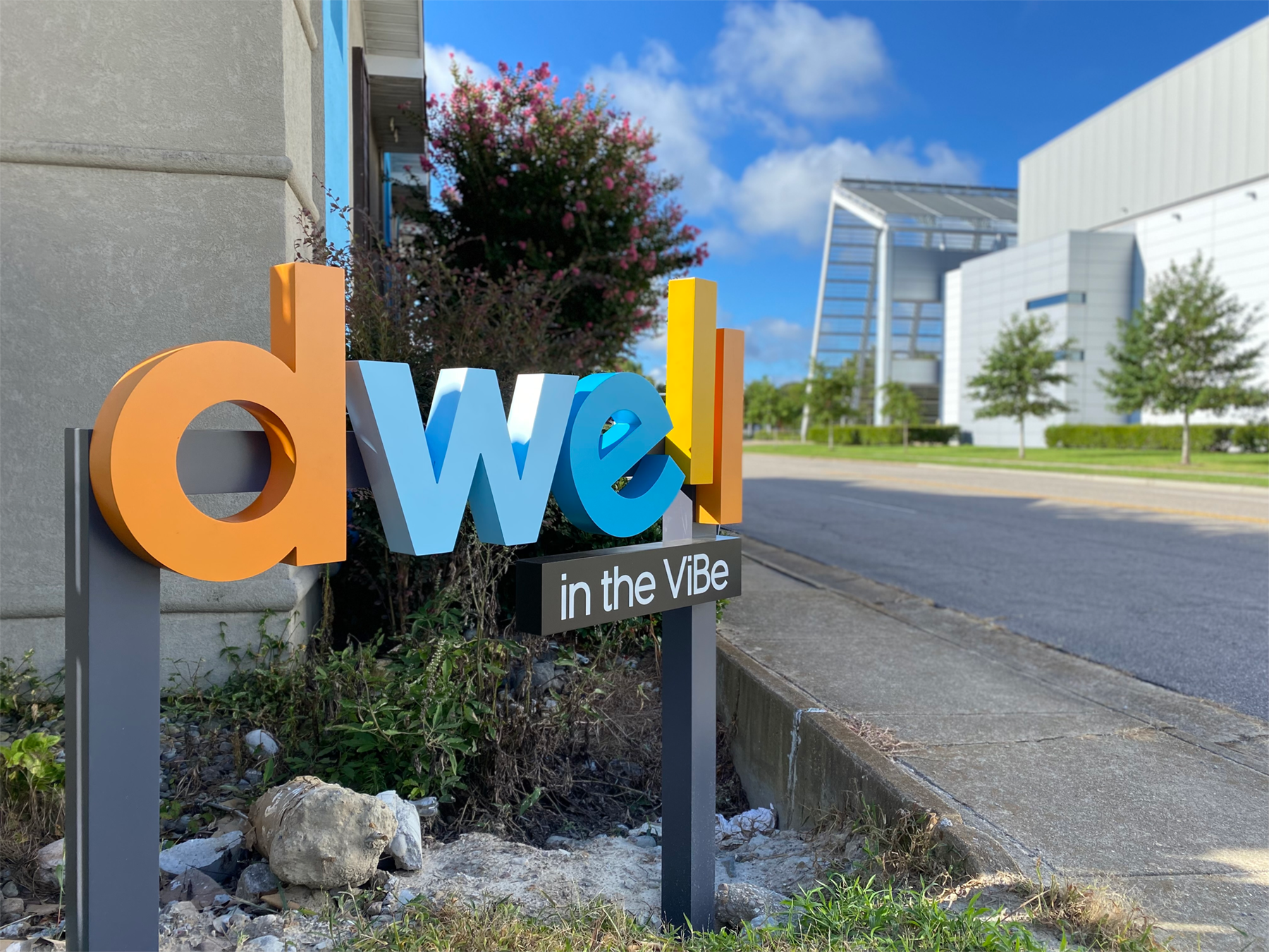 dwell entry signage